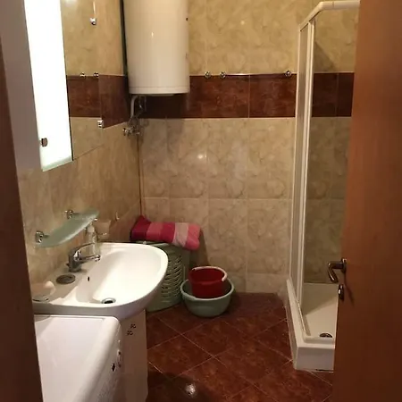 Two-floor With Sea View And Huge Terrace شقة *